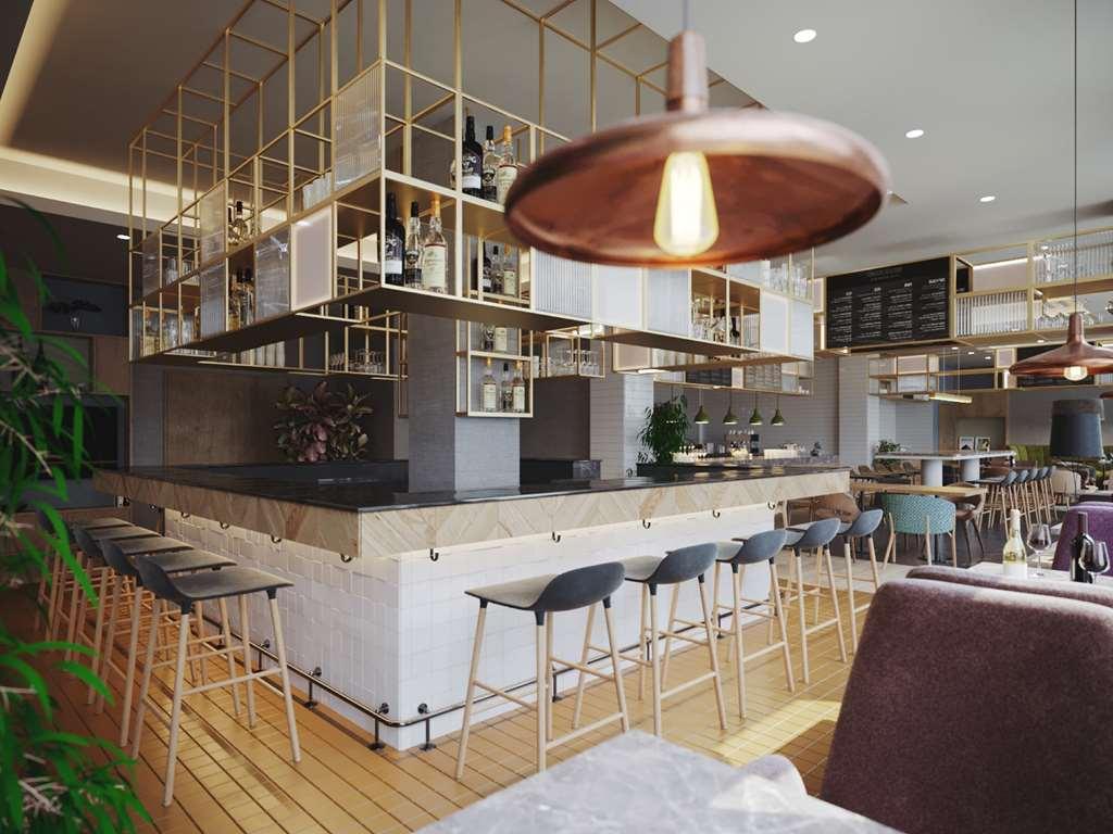 Hilton Garden Inn Tbilisi Riverview Ресторант снимка
