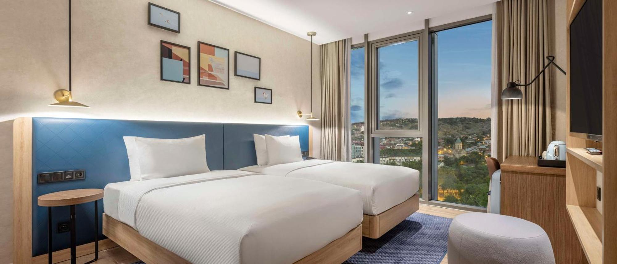 Hilton Garden Inn Tbilisi Riverview Екстериор снимка